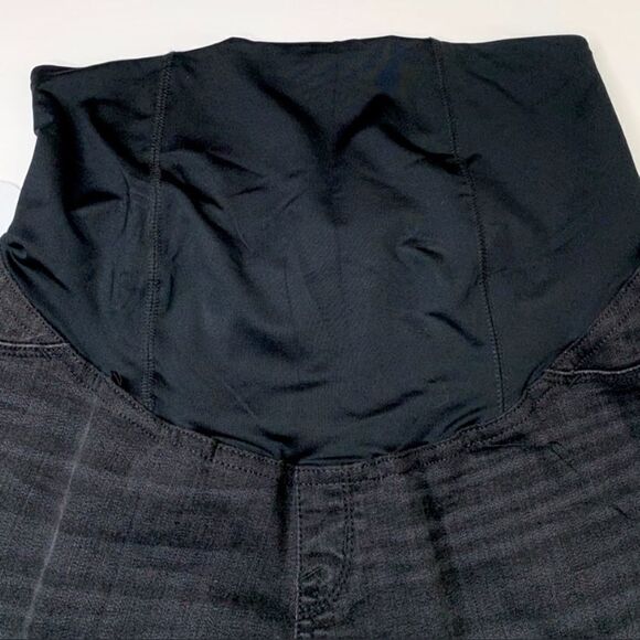 Nwt MATERNITY BLACK DENIM SHORTS ISABEL CROSSOVER - Picture 4 of 8